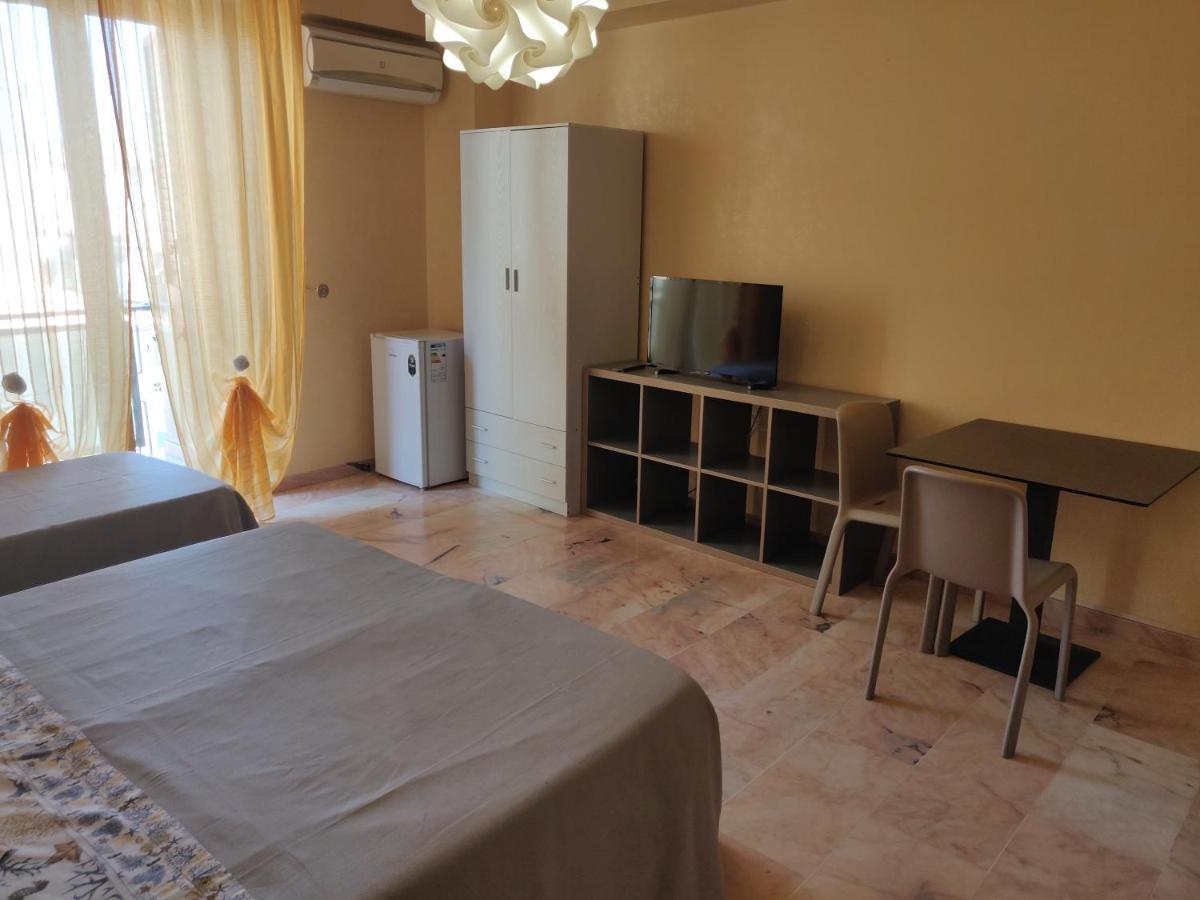 Bed & Breakfast Casa Vittoria Santo Stefano di Camastra Buitenkant foto